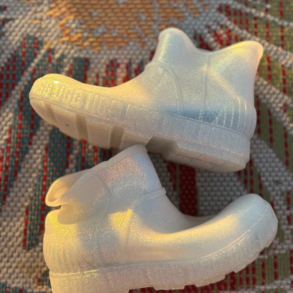 UGG Rainboots Shimmering White